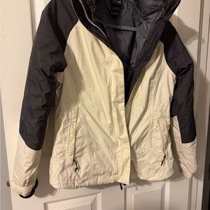 The North Face Women's Grey and Cream Ski Jacket